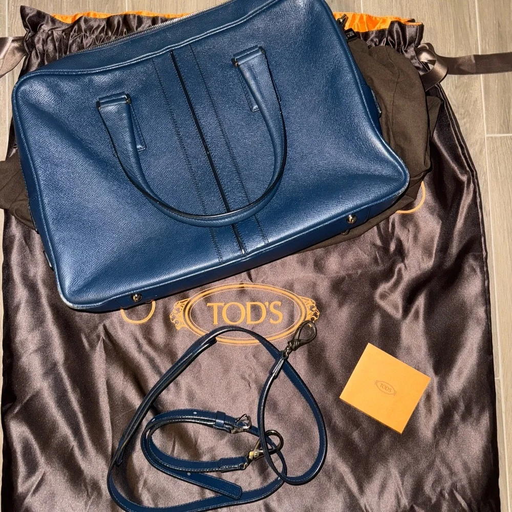 TOD'S Timeless Blue Leather Briefcase Medium